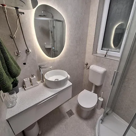 Oasis House Апартаменты Корнич
